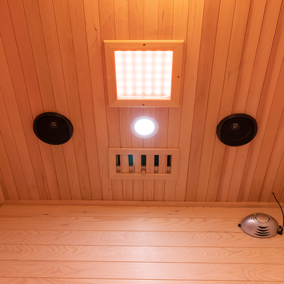 Sauna seca infravermelha exterior de madeira contínua de 2 pessoas com telhas impermeáveis