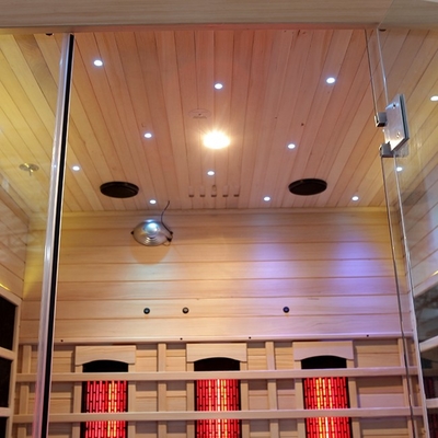 Sauna infravermelha distante da pessoa de madeira da cicuta 3 com luz colorida 2100 watts