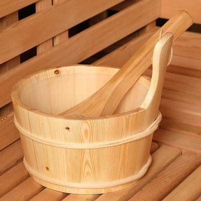 Cedar Steam Sauna Rounded Square rústico exterior com telhado da telha do betume