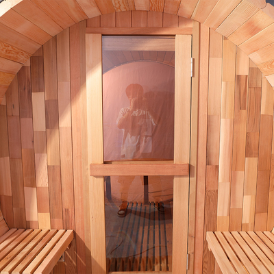Sauna de madeira de barril de cedro vermelho canadense com aquecedor de fogão de controle interno de 4,5 kW