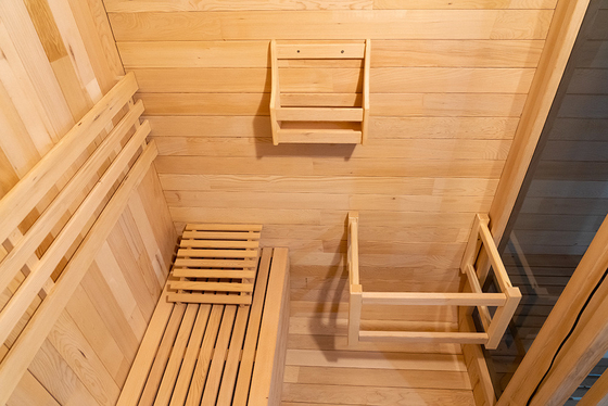 Sala de Sauna de Vapor de Cedro Vermelho Com Luz LED E Gerador de Ozônio Design Moderno 15 ~ 90 ° C Faixa de temperatura